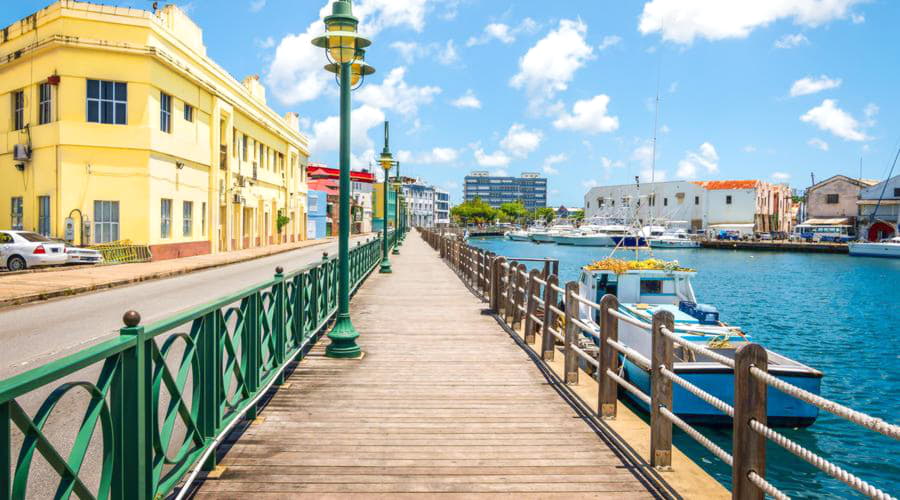 Bridgetown (Barbados) - De Bästa Erbjudandena på Biluthyrning
