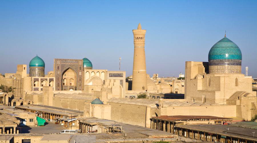 Goedkope Autoverhuur in Buchara (Oezbekistan)