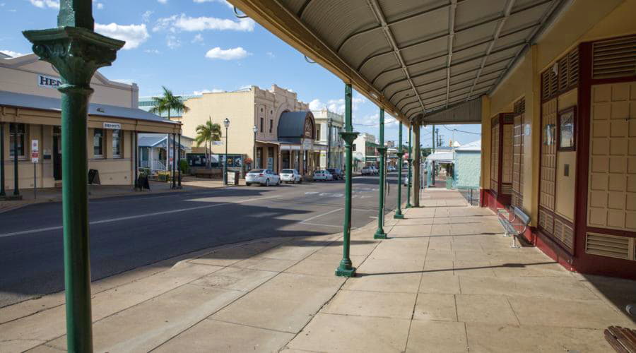 Bilutleie i Charters Towers