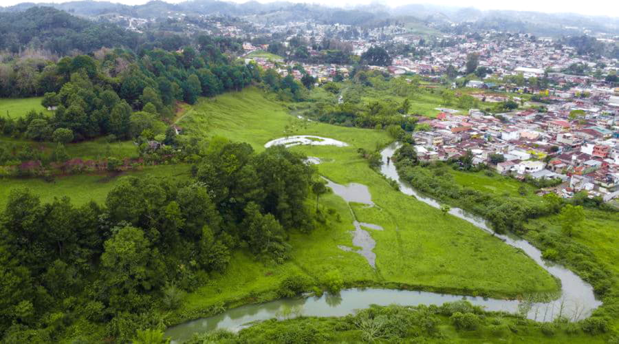 Coban (Guatemala) - Le Migliori Offerte di Noleggio Auto