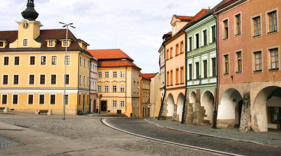 Alquiler de Autos Baratos en Hradec Králové