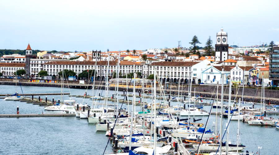 Aluguer de Carro Barato em Ponta Delgada