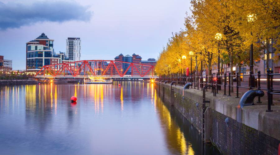 Goedkope Autoverhuur in Salford (Verenigd Koninkrijk)