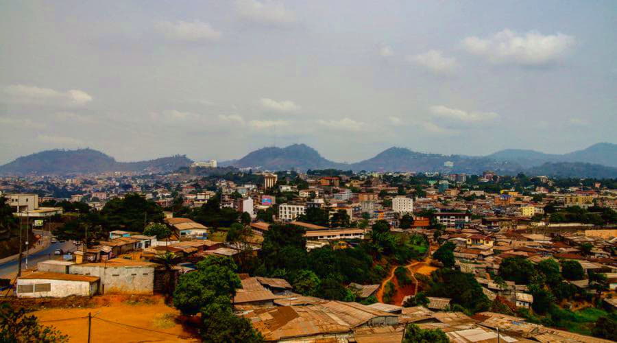 Yaounde (Kamerun) Araç Kiralama